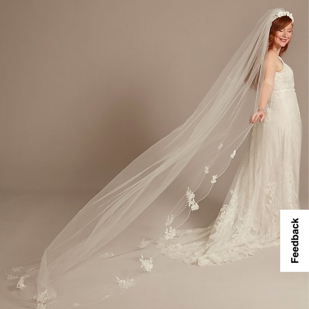 Scalloped Lace Applique Edge Cathedral Veil
